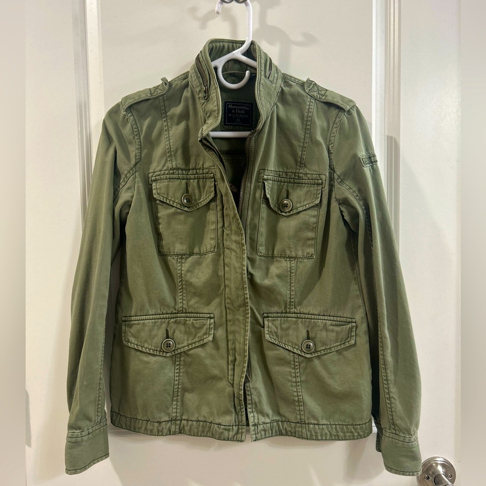 Abercrombie & Fitch XS Floral Embroidered Military Utility Jacket Vintage Y2K